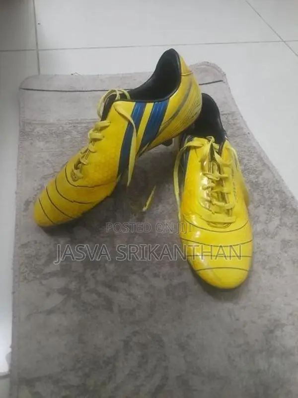 Pan Football Boots