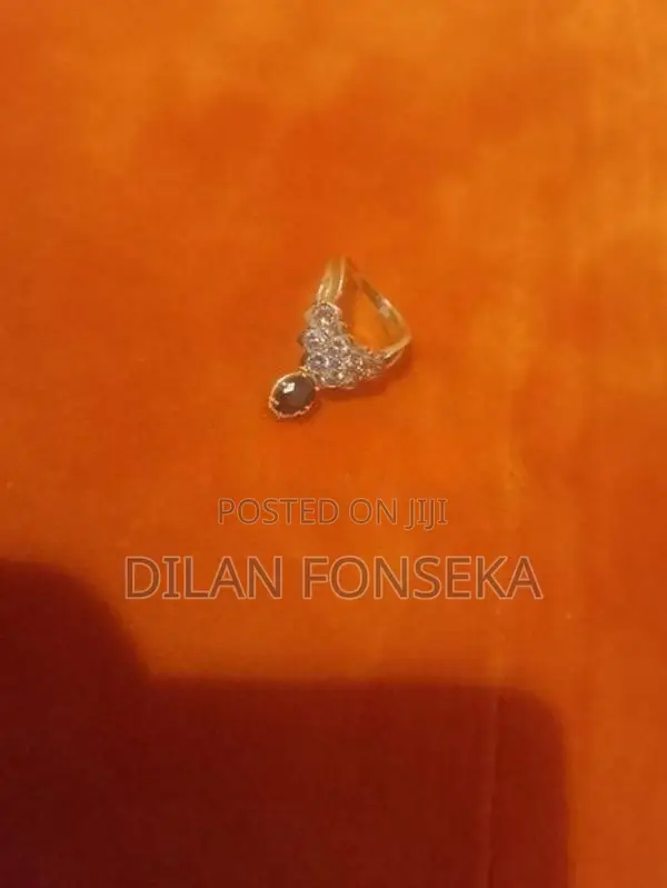 Ladies Diamond Ring