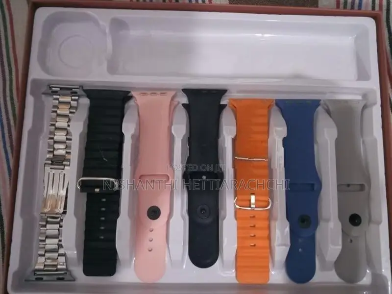 Crown S 500 Ultra 2 with 7 Straps