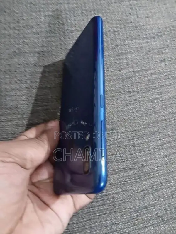 Samsung Galaxy A20e (Used)
