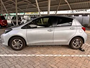 Toyota Vitz 2016