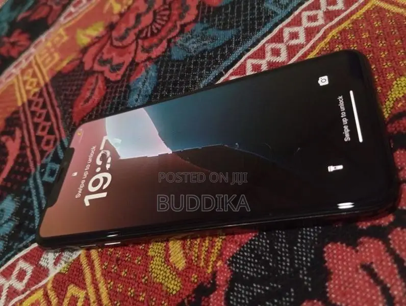 Apple iPhone XS Max 256GB (Used)
