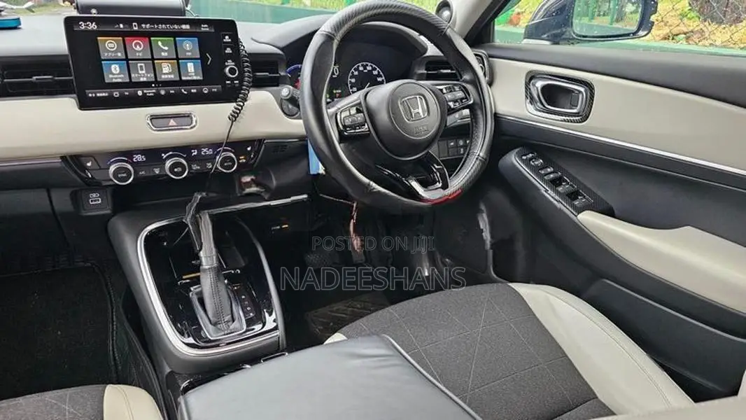 Honda Vezel Z PLAY 2023