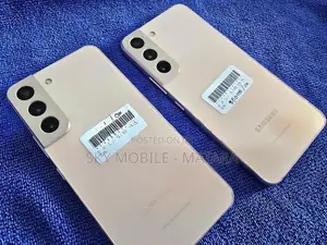 Samsung Galaxy S22 8GB/256GB (Used)