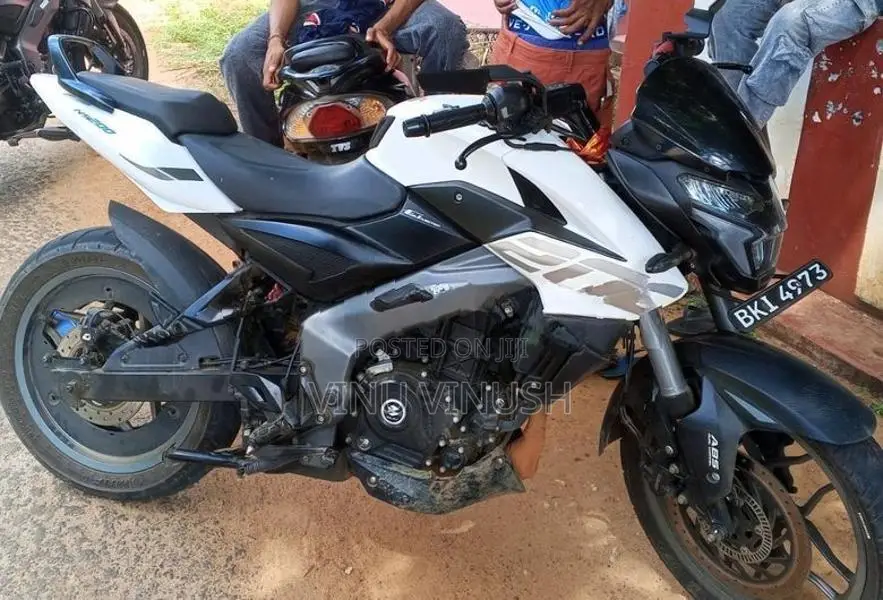 Bajaj Pulsar NS200 2024