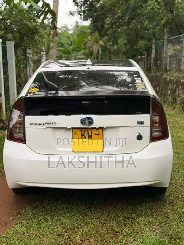 Toyota Prius 2011