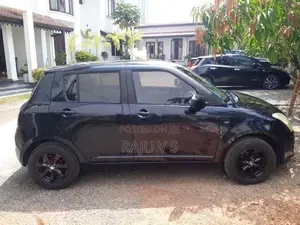 Suzuki Maruti Swift Vxi 2010