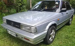 Nissan Sunny 1987