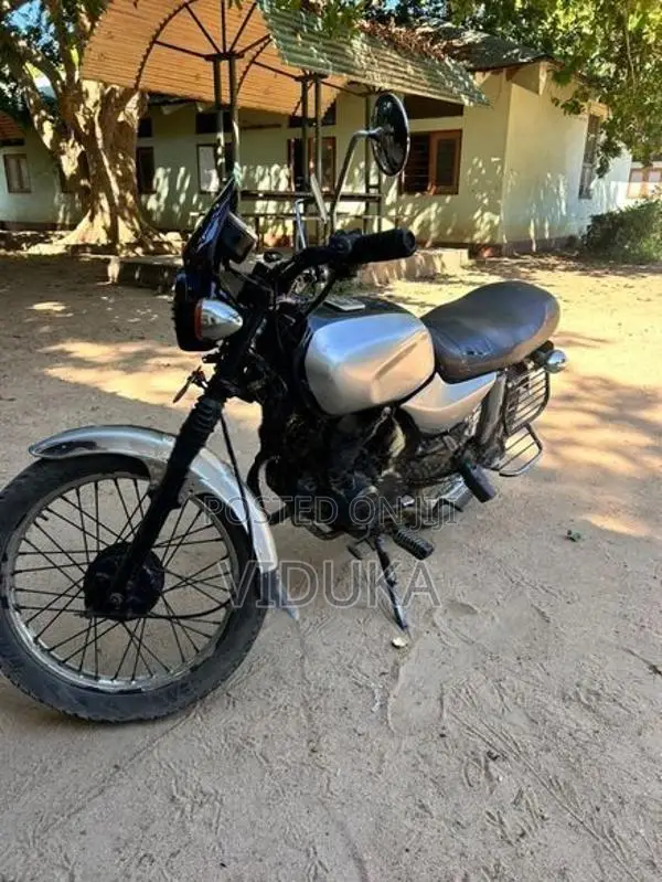 Bajaj Boxer 2002