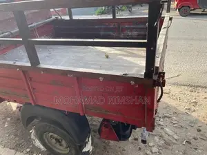 Bajaj RE 2017