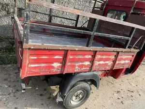 Bajaj RE 2017