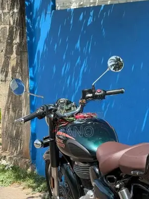 Royal Enfield Classic 350 2022