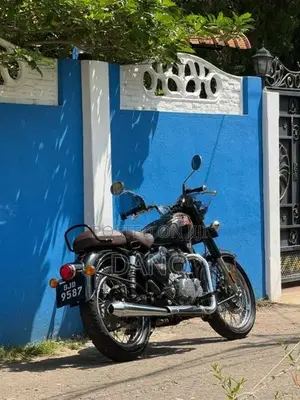 Royal Enfield Classic 350 2022
