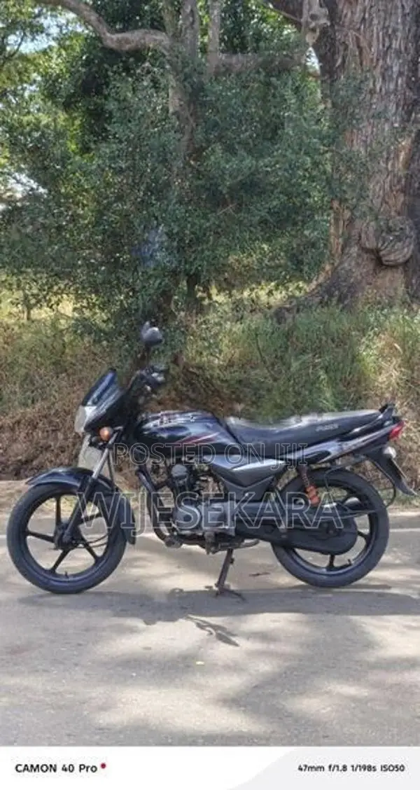 Bajaj Platina 100 2013