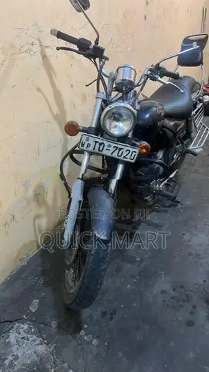 Bajaj Avenger 2009