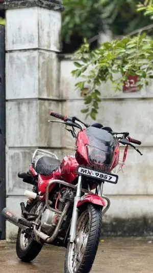 Bajaj CT100 2006