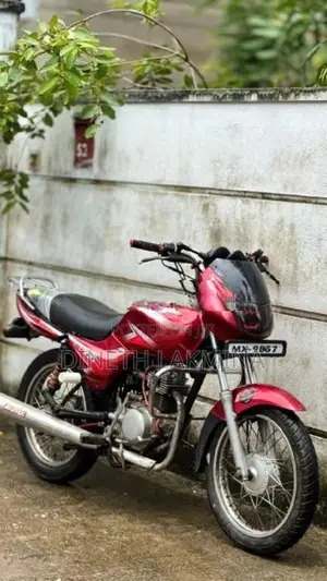 Bajaj CT100 2006