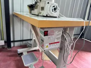 Pegasus 4 Thread Overlock Machine