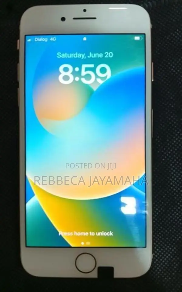 Apple iPhone 8 (Used)