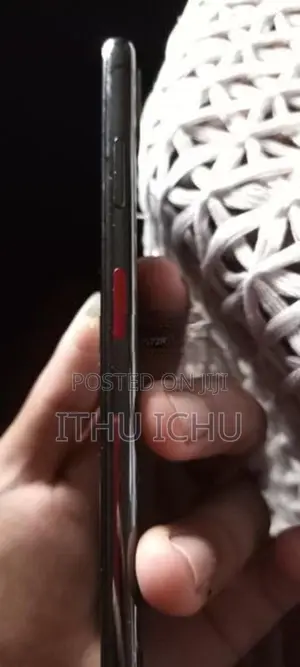 Apple iPhone XS Max (Used)