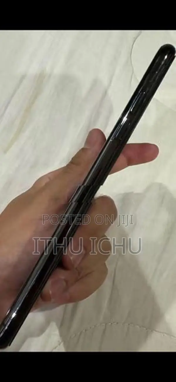 Apple iPhone XS Max (Used)