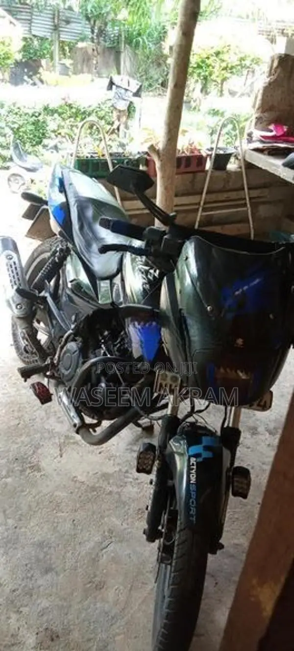 Bajaj Pulsar 150 2013