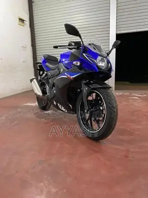 Suzuki GSX 250R 2025