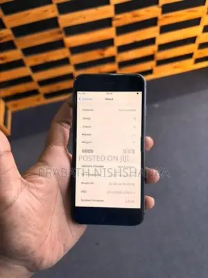 Apple iPhone 8 (Used)