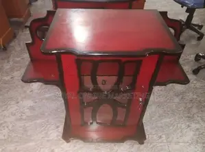 TV Stand (O-10)