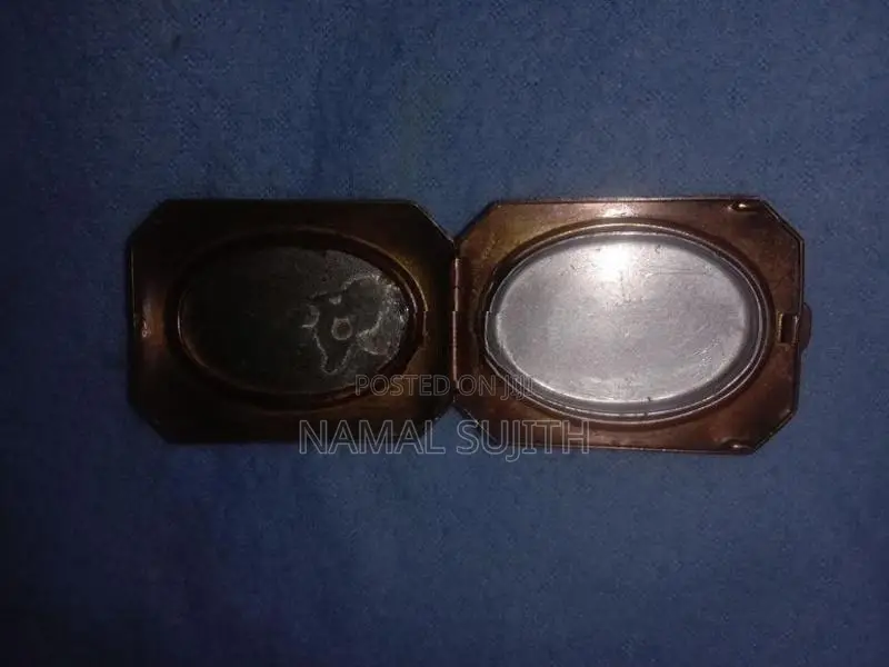 Du Barry Compact Box