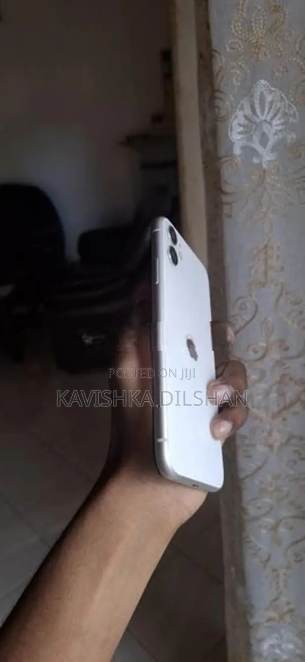 Apple iPhone 11 128 Gb (Used)