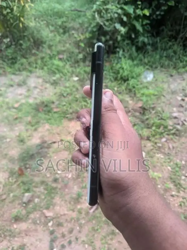 Google Pixel 6 (Used)