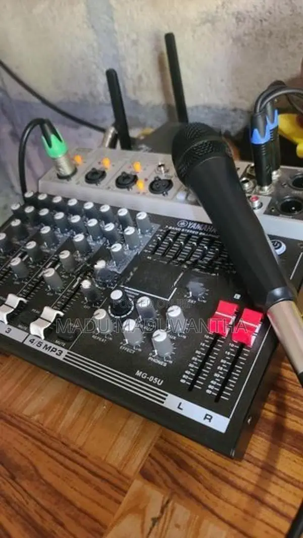 yamaha MG-05 U