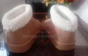 Fleece - Lined Ankle Boots