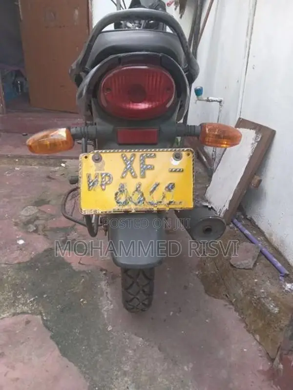 Bajaj Platina 125 2011