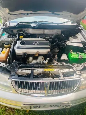 Nissan Sunny 2001
