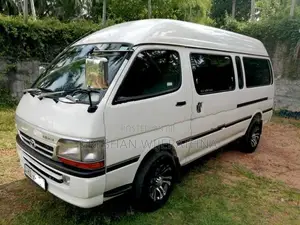 Toyota Dolphin LH123 1998