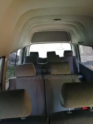 Toyota Dolphin LH123 1998