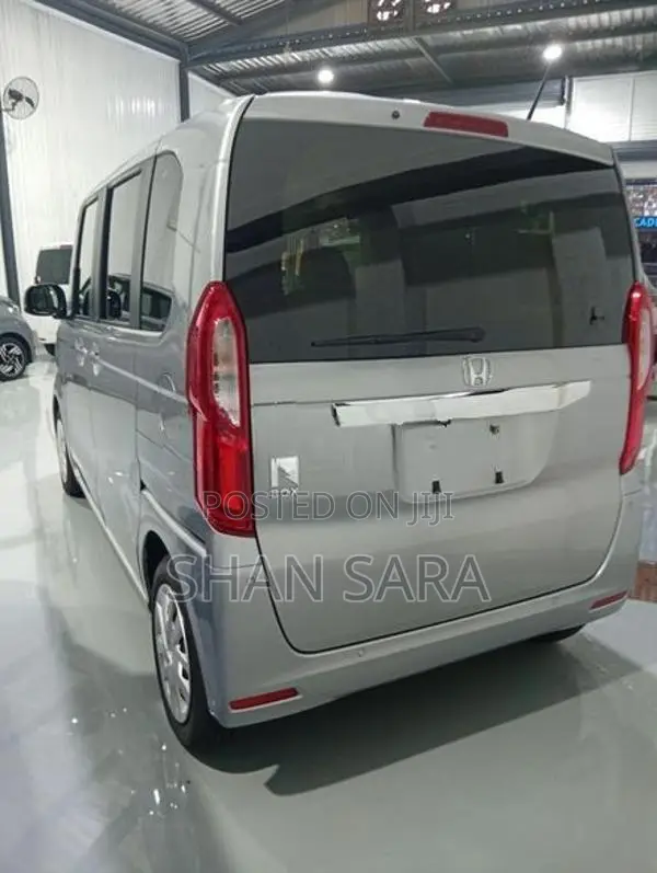 Honda N-Box G 2023