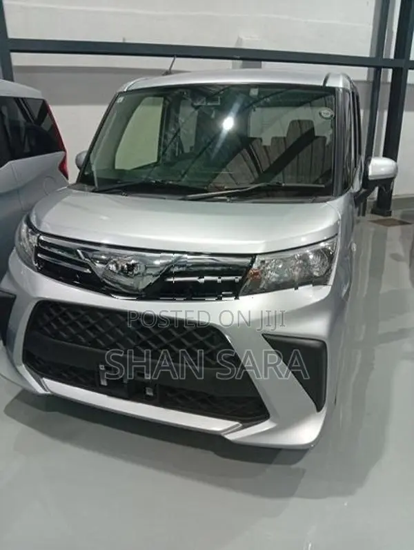 Toyota Roomy X 2024