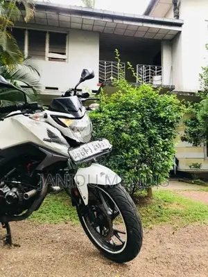 Honda Hornet cb 2017