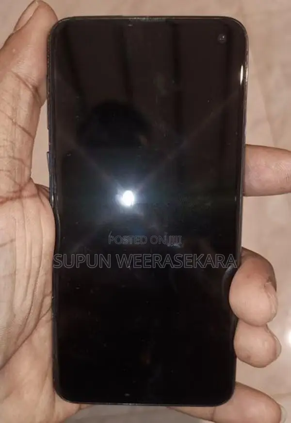 Samsung Galaxy S10e Dubai Version (Used)