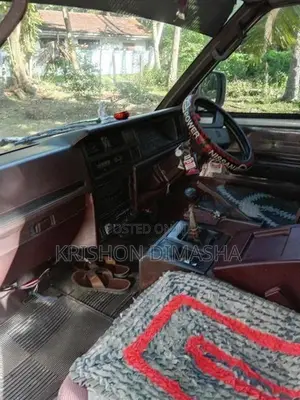 Nissan Largo 1992