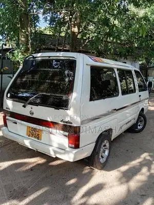 Nissan Largo 1992