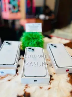 Apple iPhone 15 (Used)
