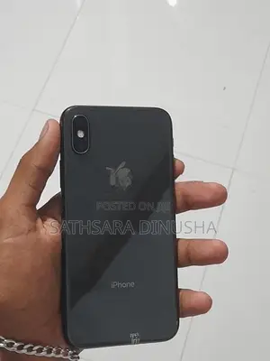 Apple iPhone X (Used)