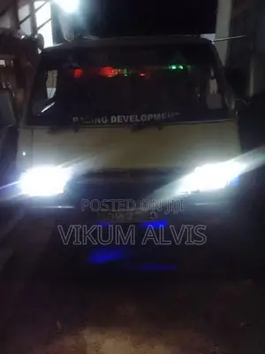 Mitsubishi L300 1988
