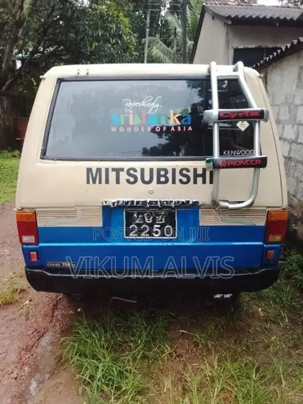 Mitsubishi L300 1988