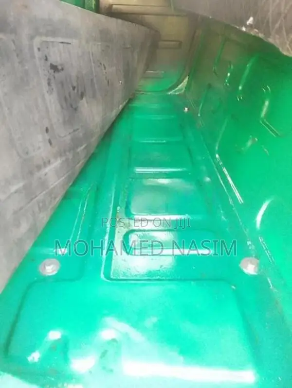 Bajaj RE mannual 2011