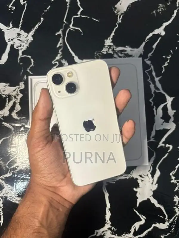 Apple iPhone 13 (Used)